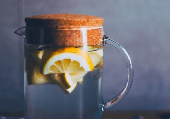 Hoe een glas citroenwater kan helpen om chronische ontstekingen te verdrijven