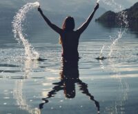 Van pijn naar groei: worden wie je bent (als je niet jezelf kon zijn vroeger)