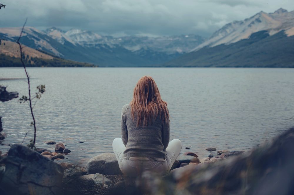 De spirituele burn-out: herken jij de alarmsignalen bij jezelf? (Zo blijf je energetisch in balans)