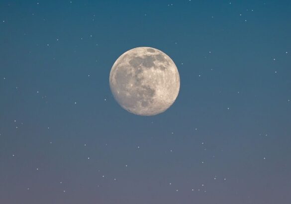 Weekhoroscoop 1 tot 8 april 2023: volle maan in Weegschaal