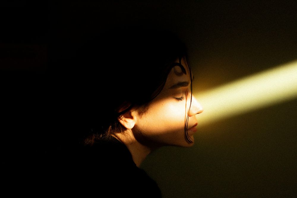 Chinese geneeskunde over migraine: dit wil je lichaam je vertellen (7 tips om het tegen te gaan)