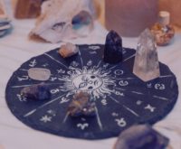 Welk kristal past bij jouw sterrenbeeld?
