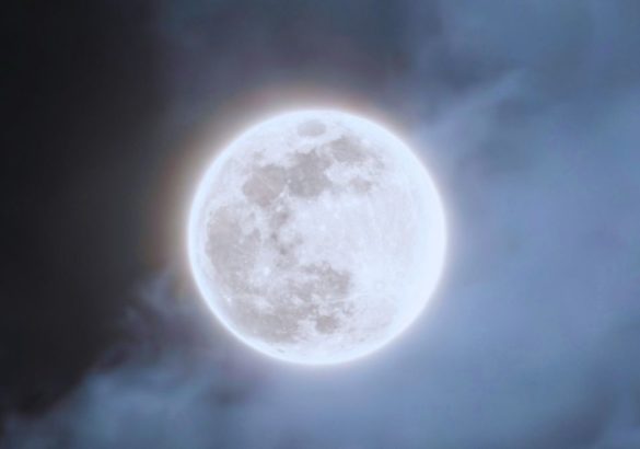 Volle maan en ascentieklachten: wat voor effect heeft dit op jou? (+ tips en meditatie)