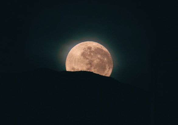 Weekhoroscoop 18 tot 25 mei 2024: volle maan in Boogschutter