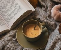 Zes boeken om te lezen tijdens de donkere dagen