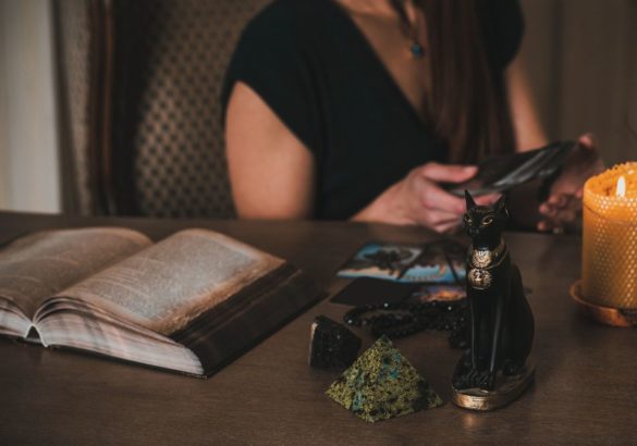 Schaduwwerk met tarot: deze tarotkaarten onthullen verborgen delen van jezelf