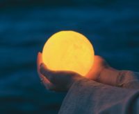 Jaarhoroscoop en astrologische voorspelling 2026: bijzondere transformaties en karmische lessen