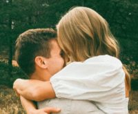 Liefdeshoroscoop januari 2026: deze sterrenbeelden hebben geluk in de liefde deze maand