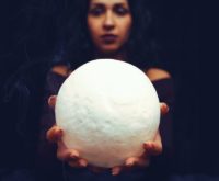 De spirituele boodschap van de volle maan in Leeuw op 1 februari 2026 (met tarotlegging)