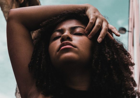 Overprikkeld en uitgeput als HSP? Zo ontstaan energetische blokkades (en dit kun je doen)